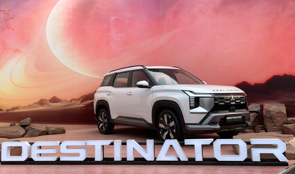 Layar Sentuh 12,3 Inci Mitsubishi Destinator, Satu Panel untuk Banyak Pengaturan Sekaligus