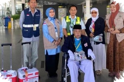 Sempat Diturunkan di Kualanamu, Calon Haji Jateng Ini Kembali Terbang ke Solo