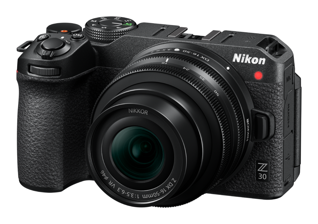 Nikon Z30 Bukan Untuk Fotografer Saja, Desain Simpel Yang Pas Untuk Kreator Harian