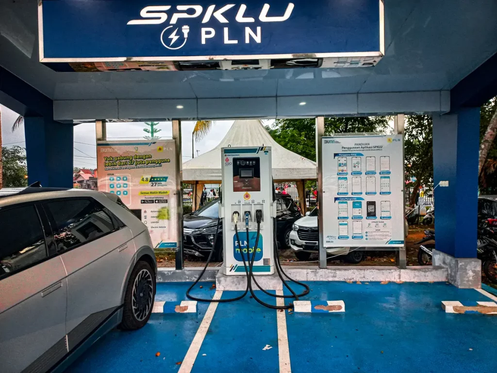 ESDM Kebut 192 Ribu SPKLU Hingga 2034, Infrastruktur Masih Tertinggal Dari Mobil Listrik