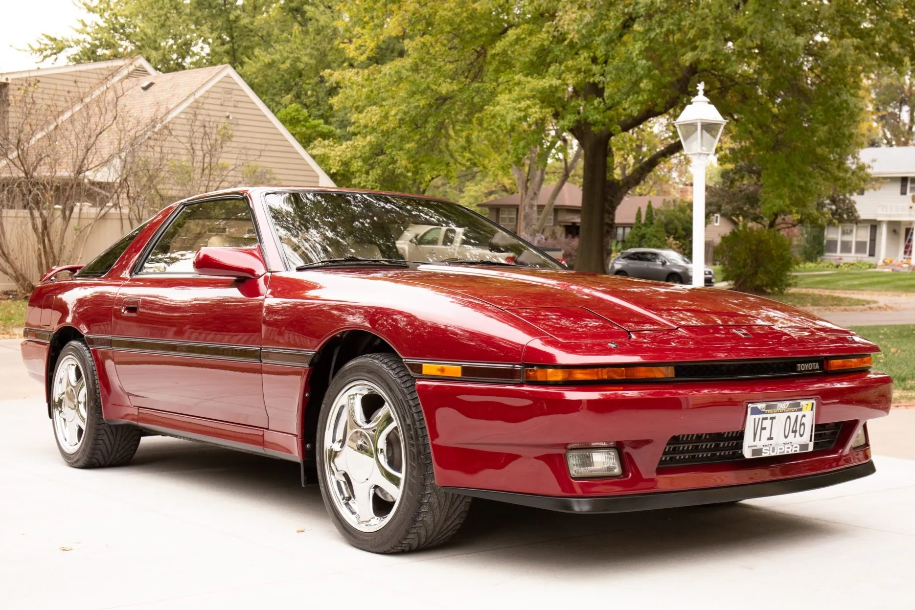 Toyota Supra Turbo 1987 Nyaris Tak Pernah Dipakai, Ban Pabriknya Masih Utuh