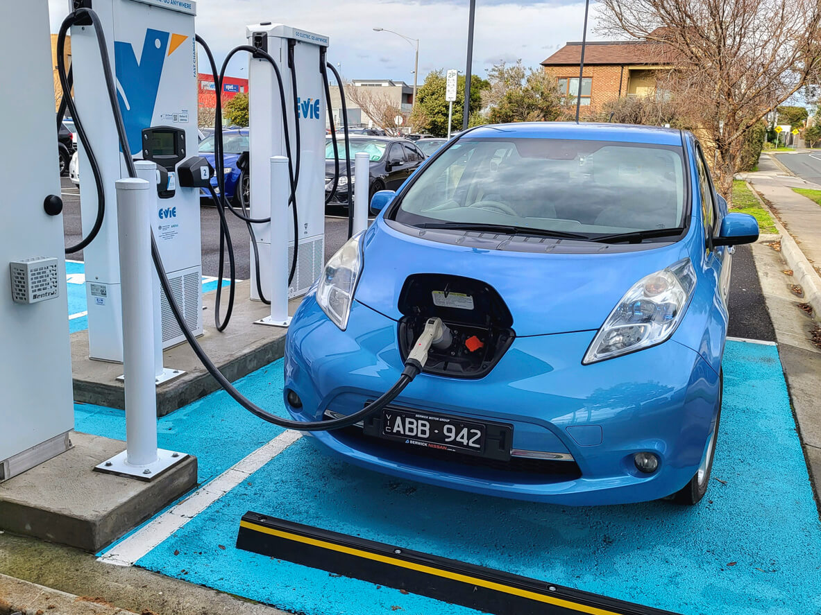 Cas 10 Menit untuk EV, Nissan Menggoyang Alasan Orang Masih Memilih Bensin