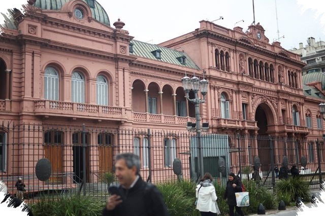 Argentina Tutup Akses Jurnalis ke Casa Rosada, Tuduhan Spionase Smart Glasses Memicu Ketegangan Pers