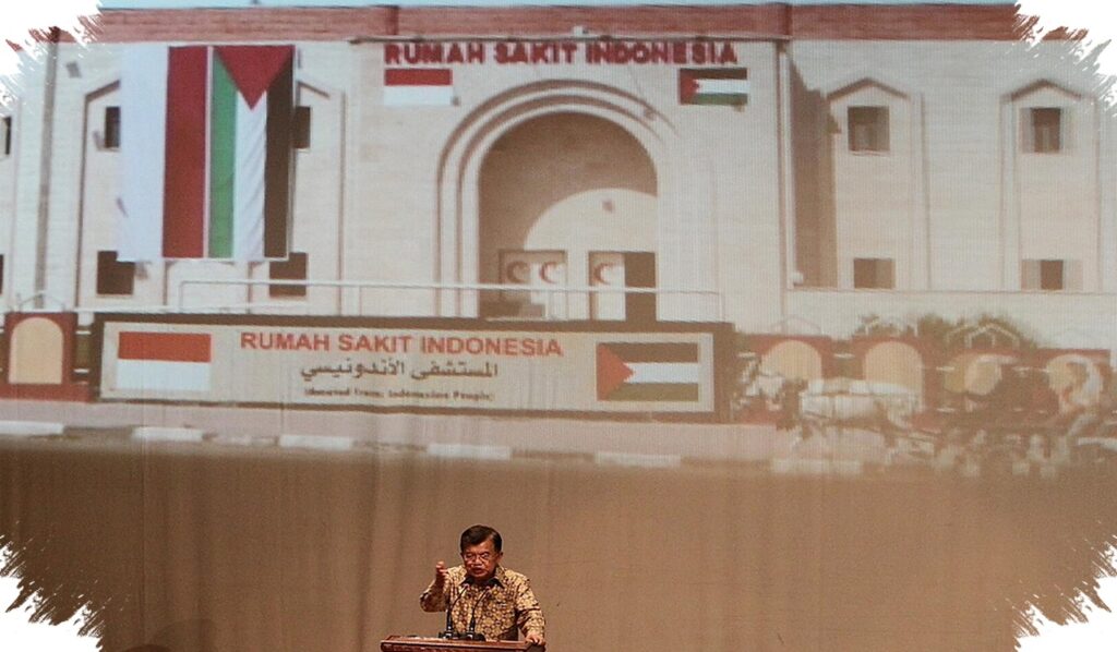 Spanduk Israel Di Atas Reruntuhan RS Indonesia Gaza, Indonesia Serukan Kecaman Keras atas Provokasi