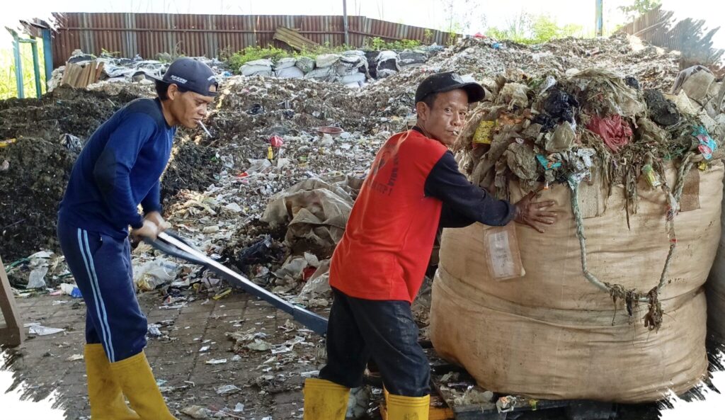 Jawa Tengah Diganjar Penghargaan Pengelolaan Sampah Desa, 88 Desa Mandiri Siap Jadi Model Nasional