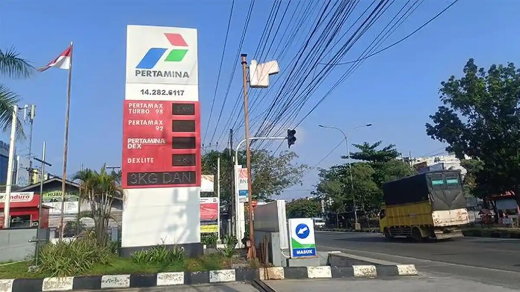 Bahlil Bilang Evaluasi Harga BBM Nonsubsidi Hampir Selesai, Pengumuman Baru Tinggal Menunggu Waktu