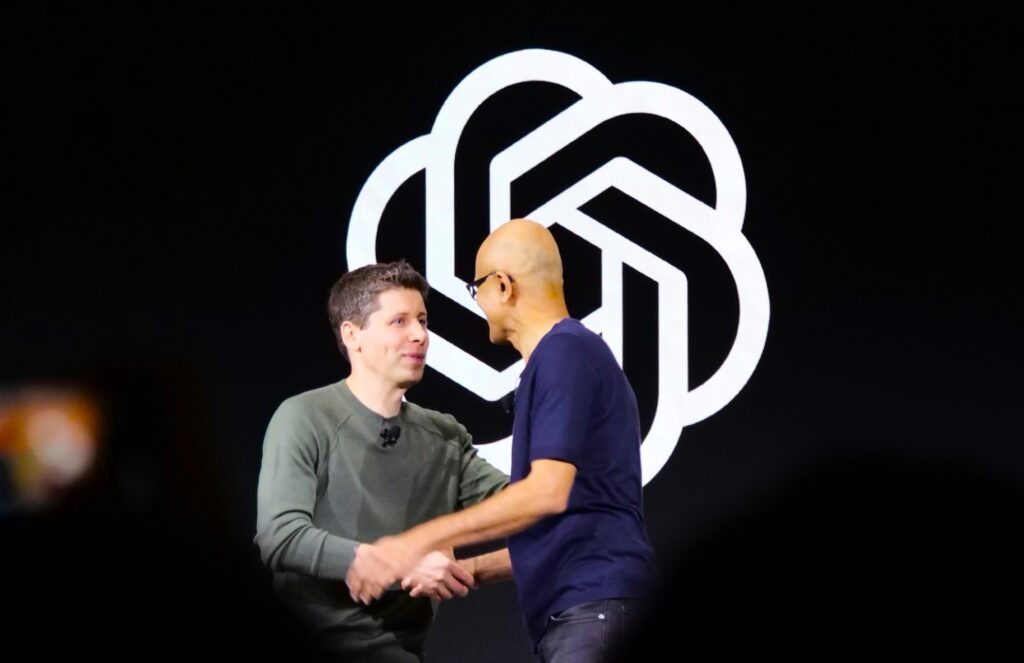 Satya Nadella Bongkar Drama Pemecatan Sam Altman, Disebut Penanganannya Amatir
