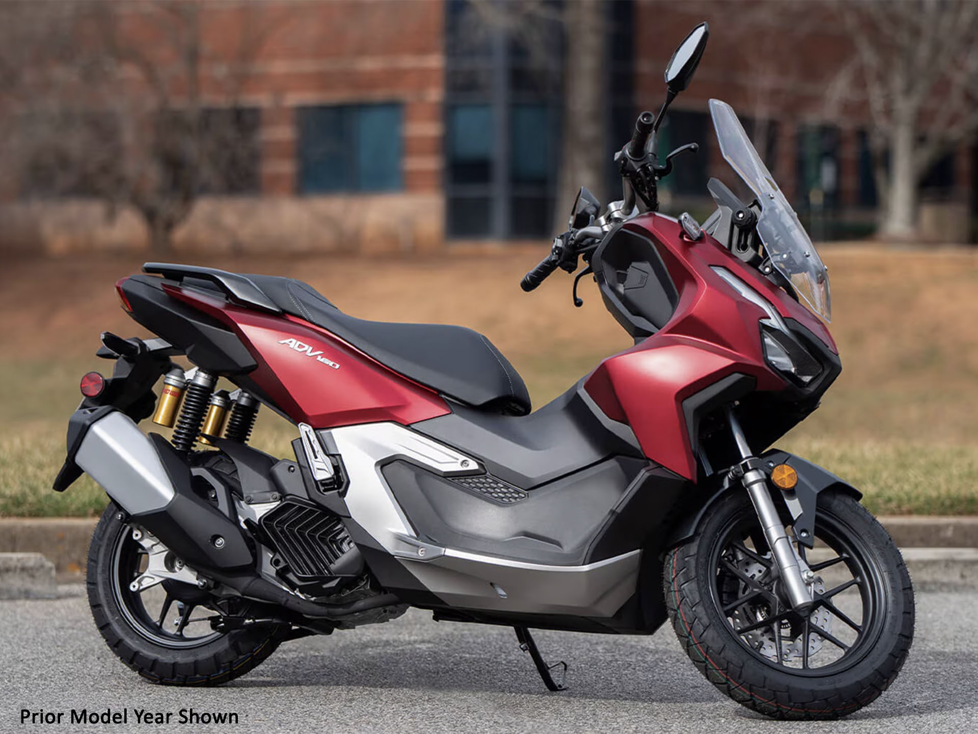 Honda ADV160 Lebih Mahal, X-Force Lebih Murah, Karakternya Ternyata Beda Jauh