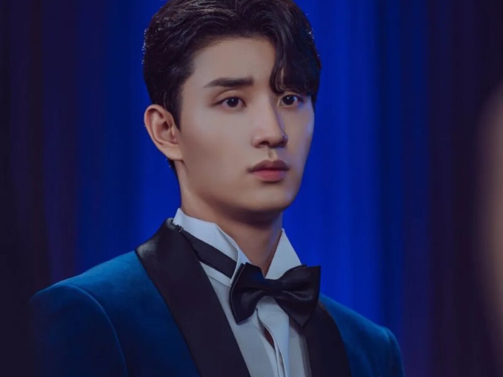 Kim Jae Won Tampil Santai Sambut Musim Panas, Kontras Manis Dan Dewasa Dari 7 Potret Ini Begitu Kuat
