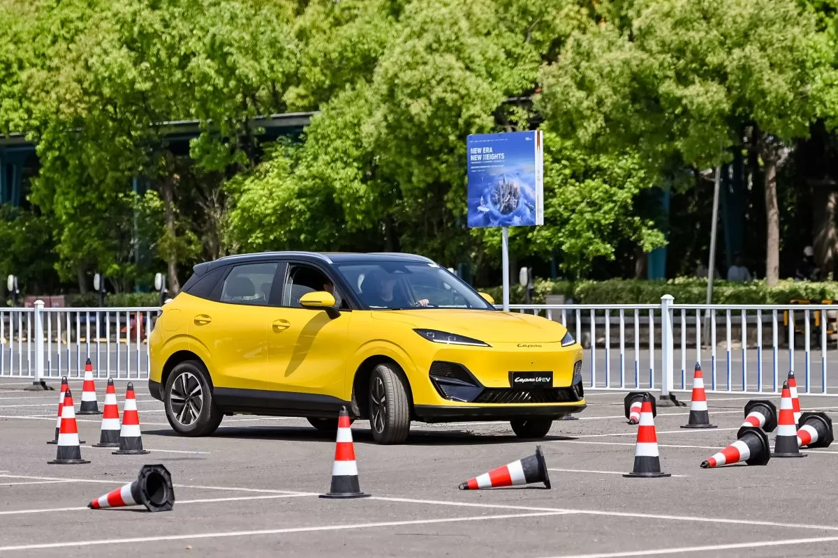 Lepas E4 EV Siap Masuk Indonesia, SUV Coupe Listrik Stylish Ini Tawarkan 500 Km Sekali Isi