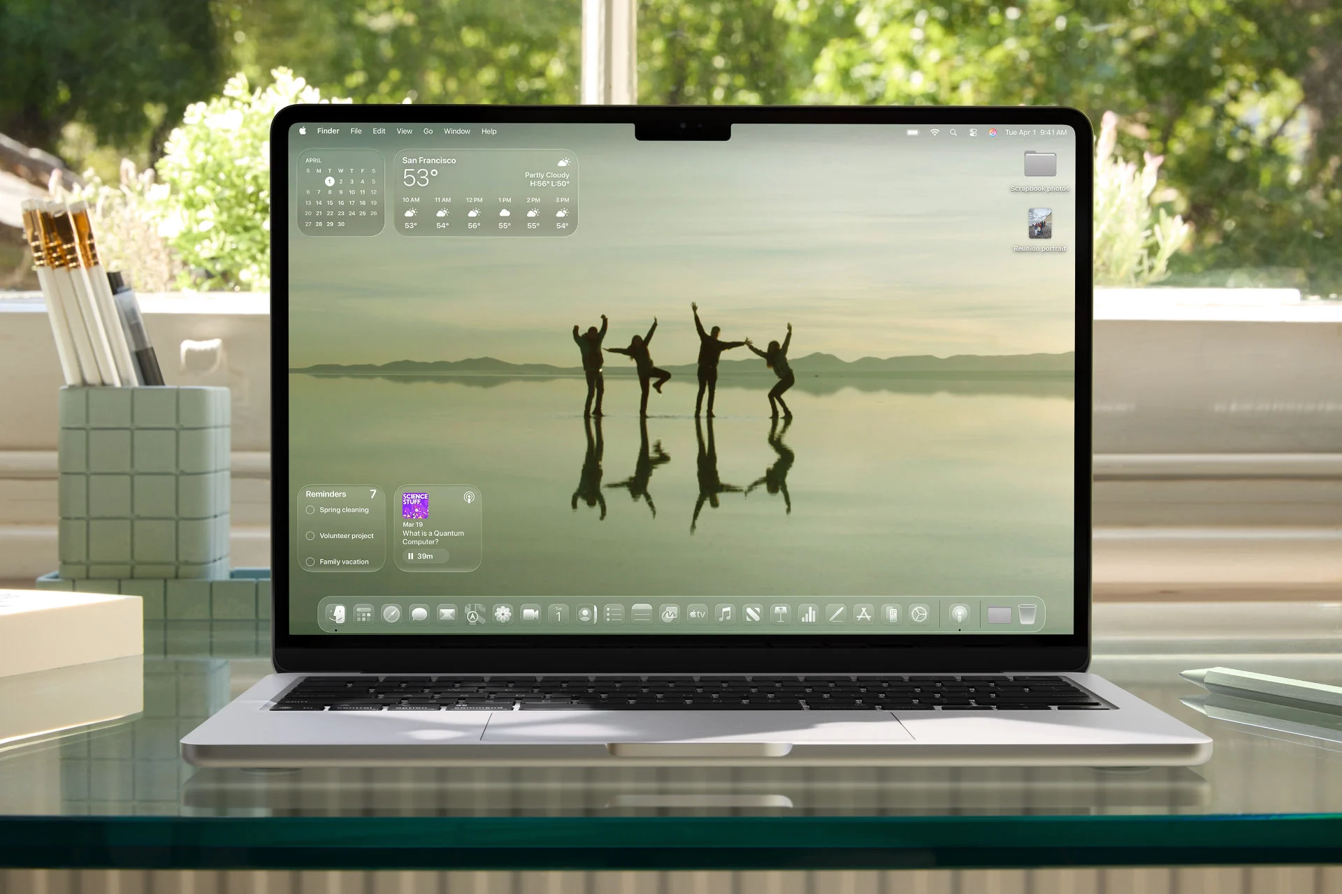 Apple Siapkan MacOS 27, Liquid Glass Di MacBook Dibuat Lebih Nyaman Dibaca