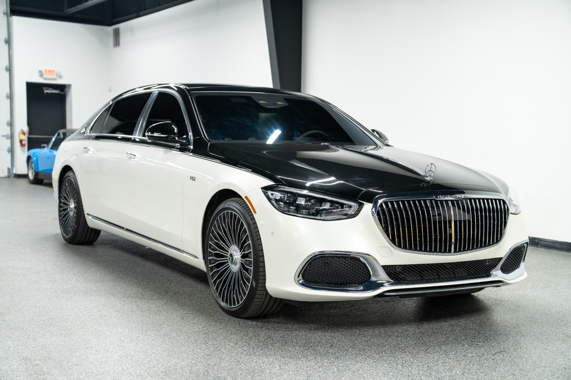 Maybach Rampasan Kejagung Dibuka Rp 561 Juta, McLaren Tembus Rp 2,8 Miliar