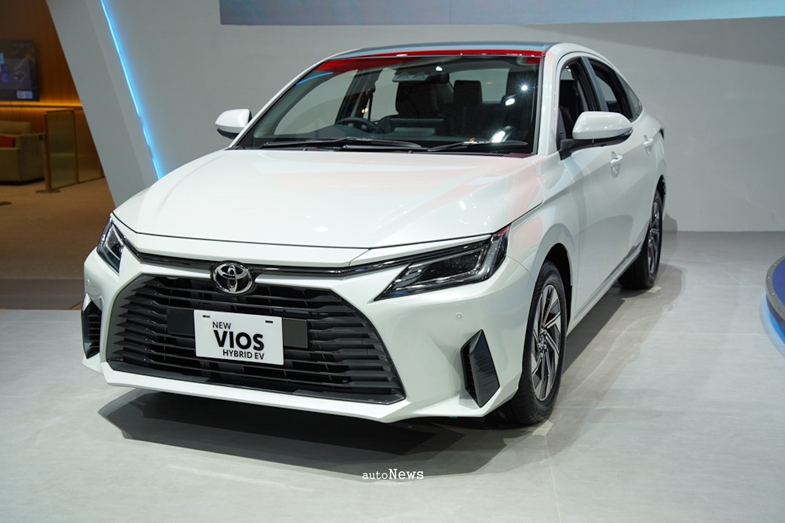 Toyota-Honda Turunkan Harga Hybrid Di IMS 2026, Serbuan EV Baru Makin Menekan Pasar
