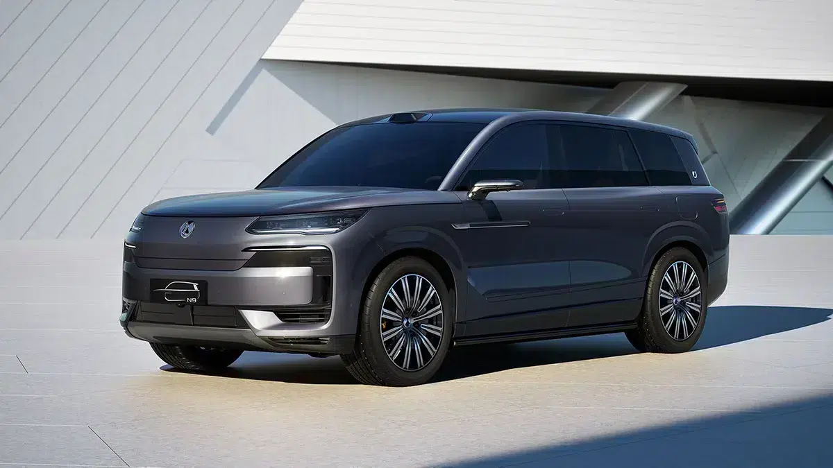 Cas 5 Menit, Denza N9 Tawarkan Jarak 420 Km dan Siap Guncang SUV Premium