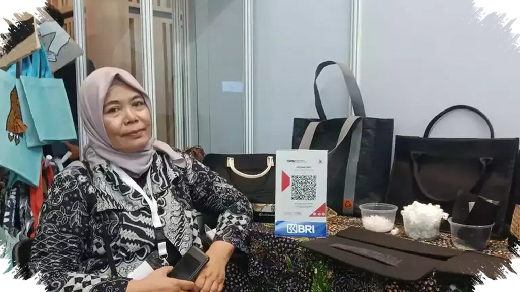 Limbah Jadi Produk Bernilai, Dari Dapur Rumah Tangga Lilis Tembus Omzet Rp1 Miliar