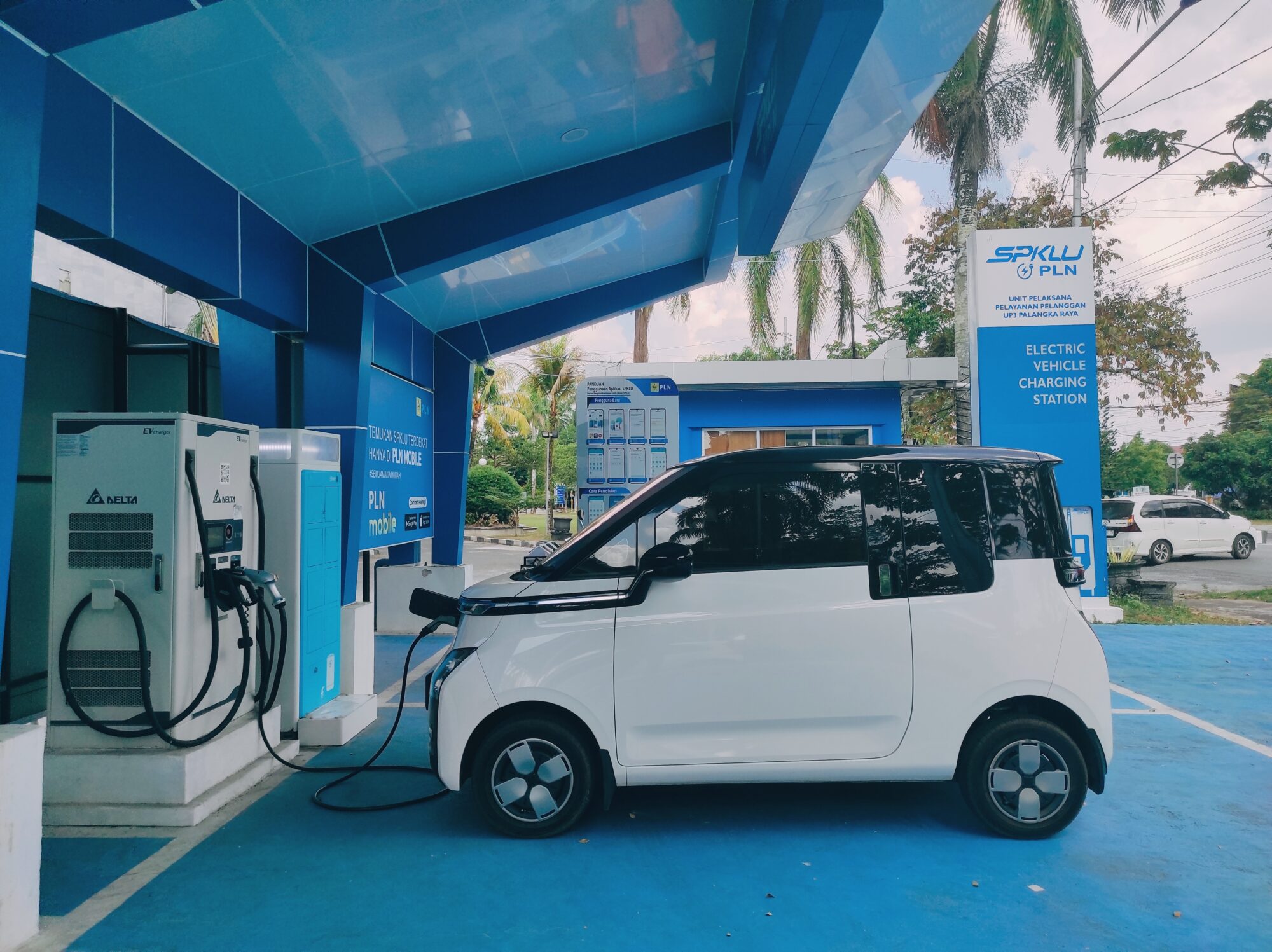 SPKLU Tembus 4.892 Unit, ESDM Dikejar Target 62.918 Hingga 2030