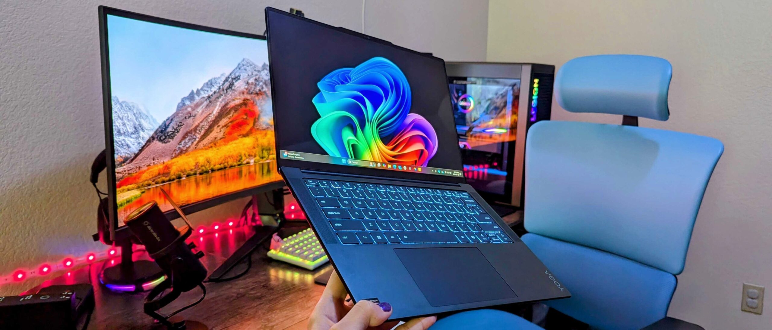 Lenovo Turunkan Harga Yoga Slim 7x, Layar OLED 120 Hz Kini Lebih Masuk Akal