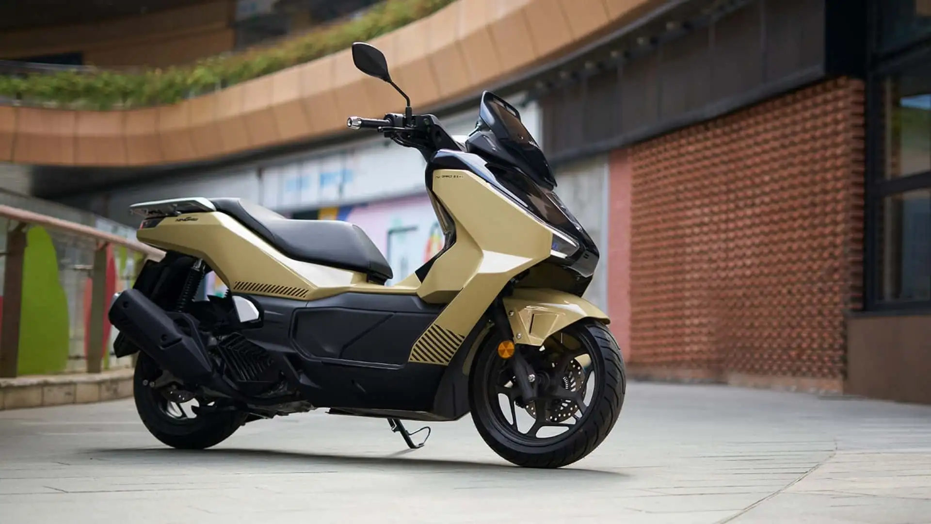Wuyang Honda NWF 150 Mengaspal, Skutik Harian Irit dengan Desain yang Beda