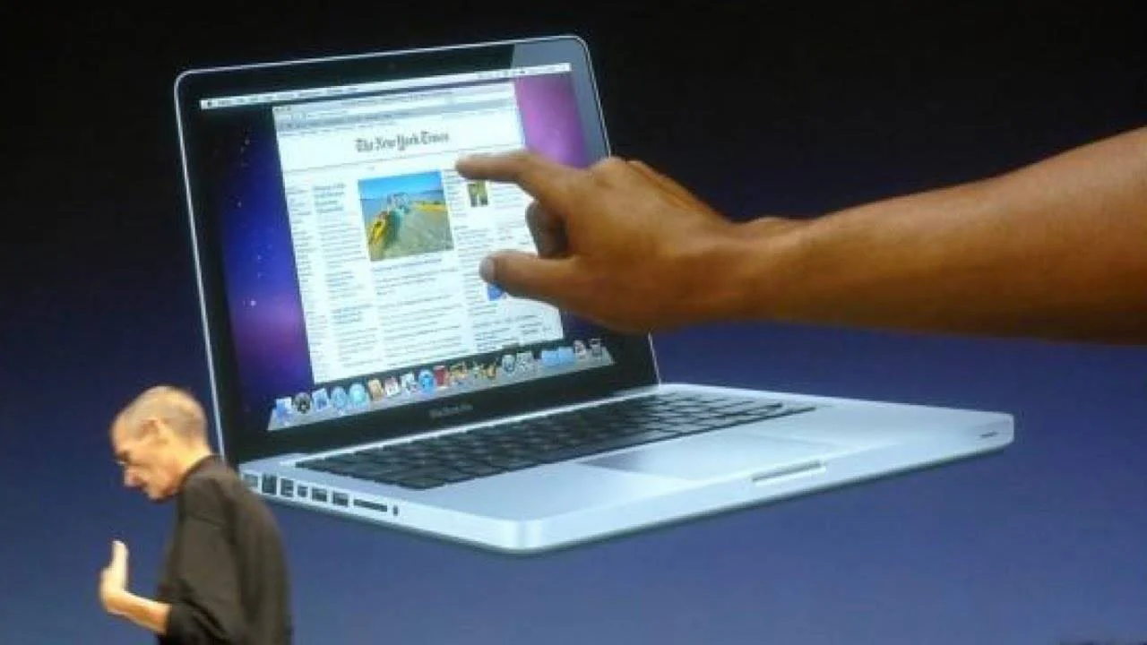 Steve Jobs Pernah Menolak, Kini Mac Layar Sentuh Makin Dekat Meski Baru Datang 2027