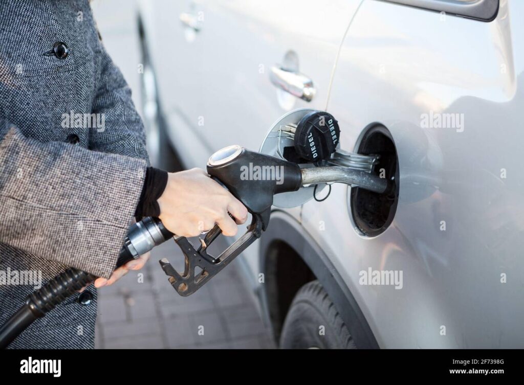 Diesel SPBU Swasta Tembus Rp 30.890, Full Tank Fortuner Kini Lewati Rp 2,4 Juta