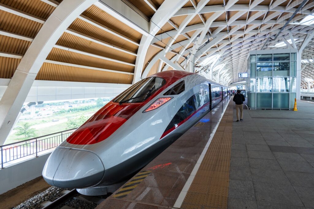 Whoosh Naik 15 Persen Saat Libur Panjang, Tiket Halim ke Bandung Cepat Habis