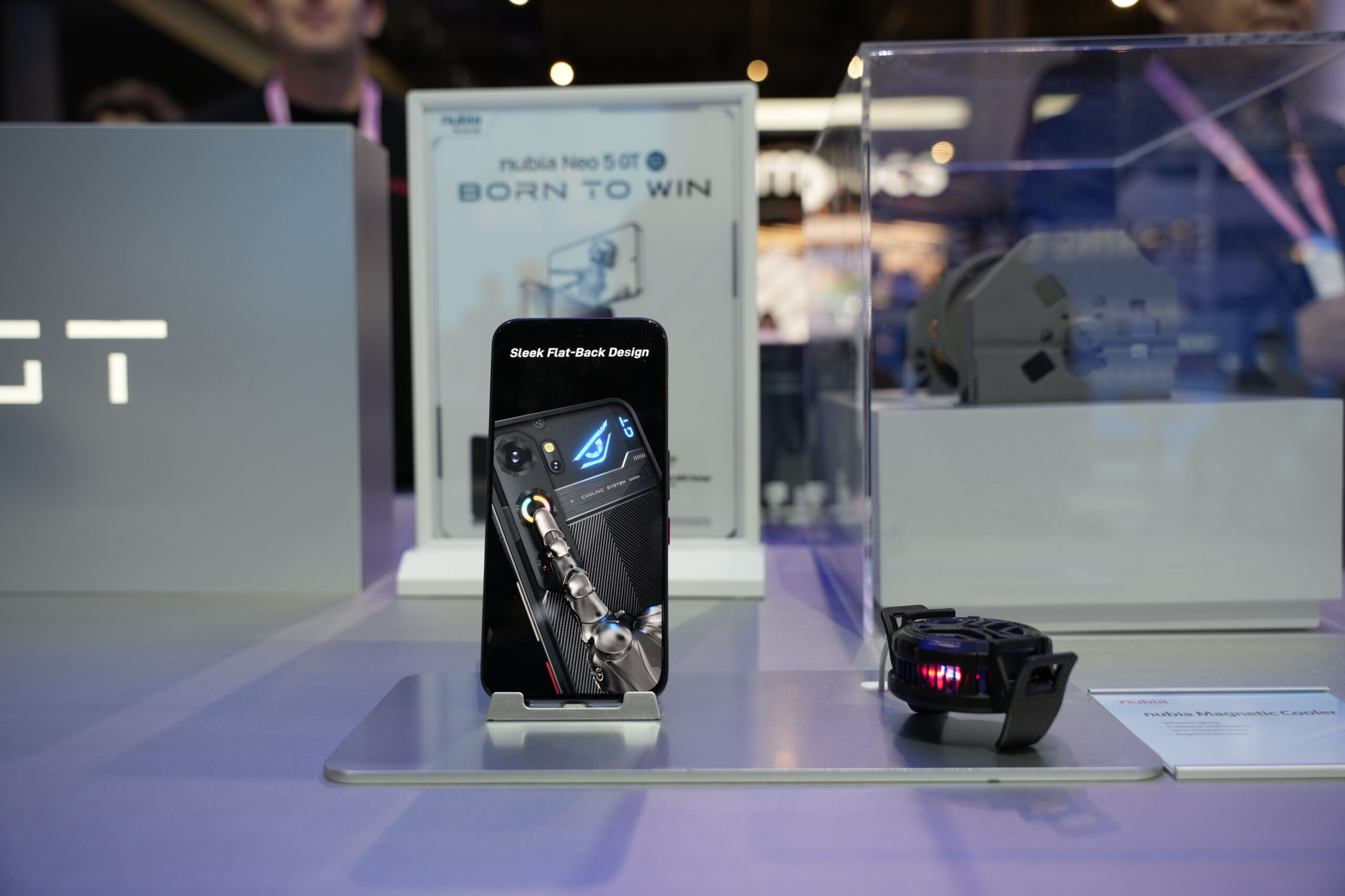 Nubia Neo 5 Series Dibuka, Mystery Box Pre-Order Berhadiah Emas 2 Gram