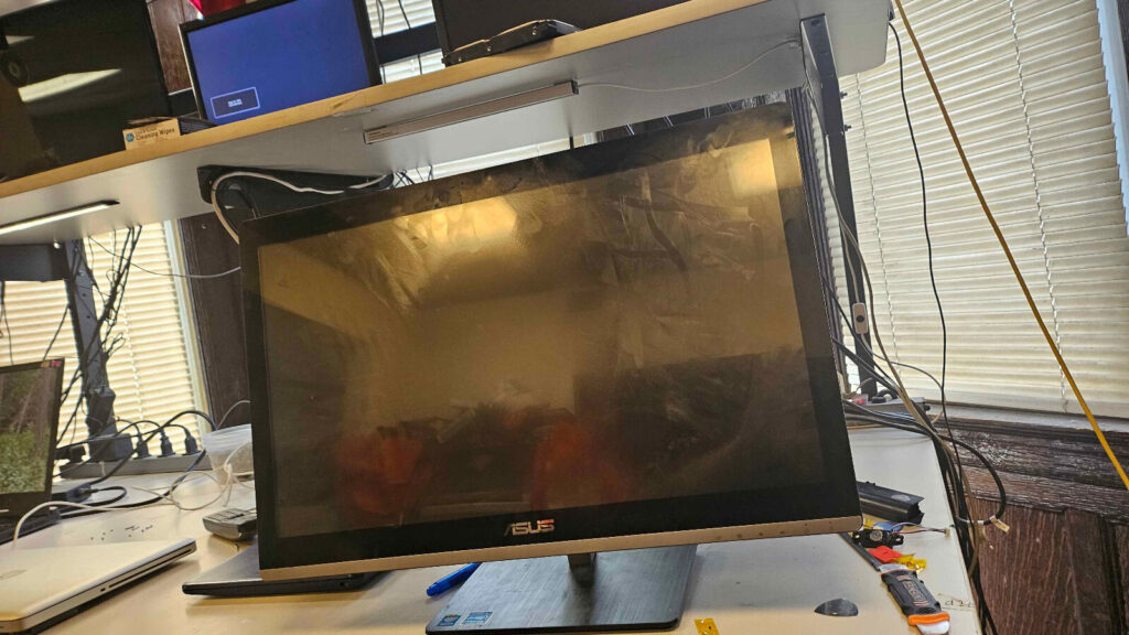 ASUS ExpertCenter P400 Dan PM600, All-In-One Paling Masuk Akal Untuk Kantor