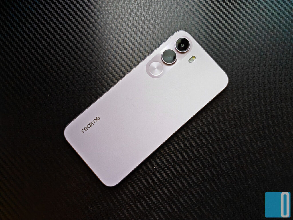 Realme C100i Bukan Cuma Murah, Baterai 7000mAh Dan Tahan Bantingnya Bikin Kaget