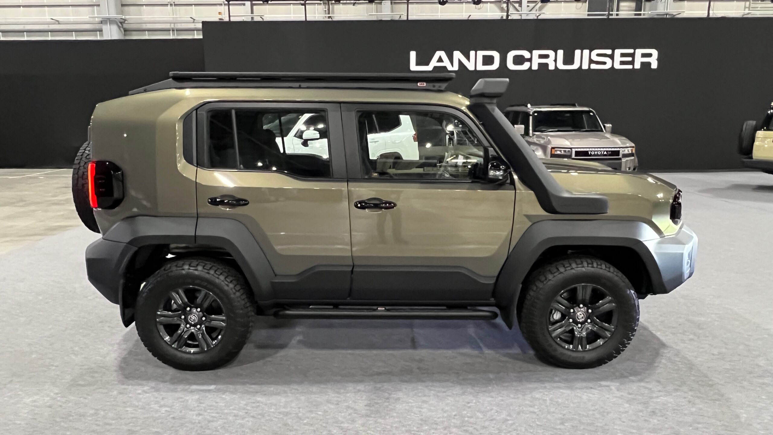 Toyota Land Cruiser FJ Meluncur, Harga Rp500 Jutaan Bikin Fortuner Terasa Kemahalan