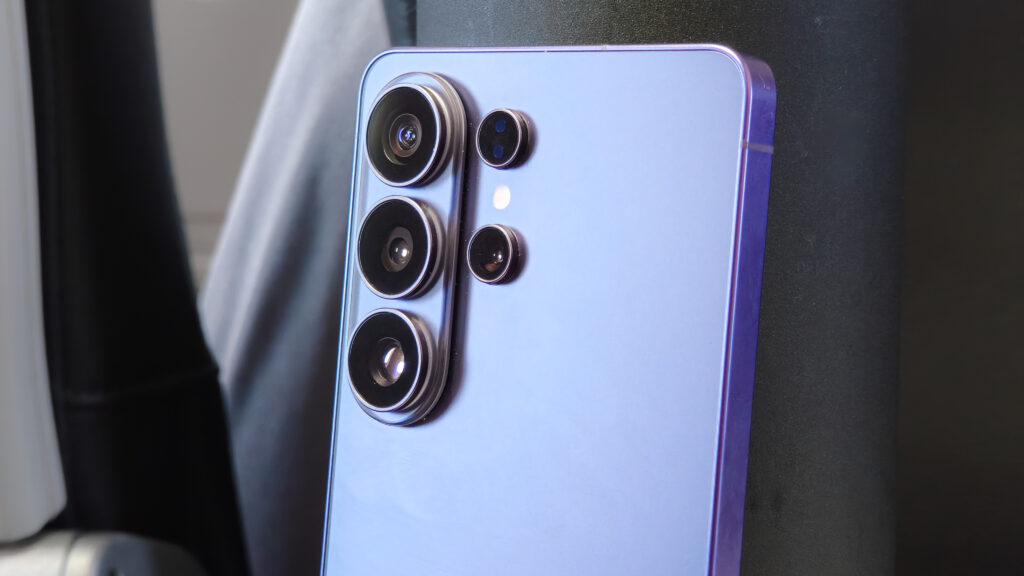 Galaxy S26 Ultra Naik Kelas, Foto Malam Lebih Bersih dan Video Jadi Serius