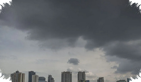 Geledek Menggelegar, Langit Mengancam Tapi Hujan Justru Gagal Turun