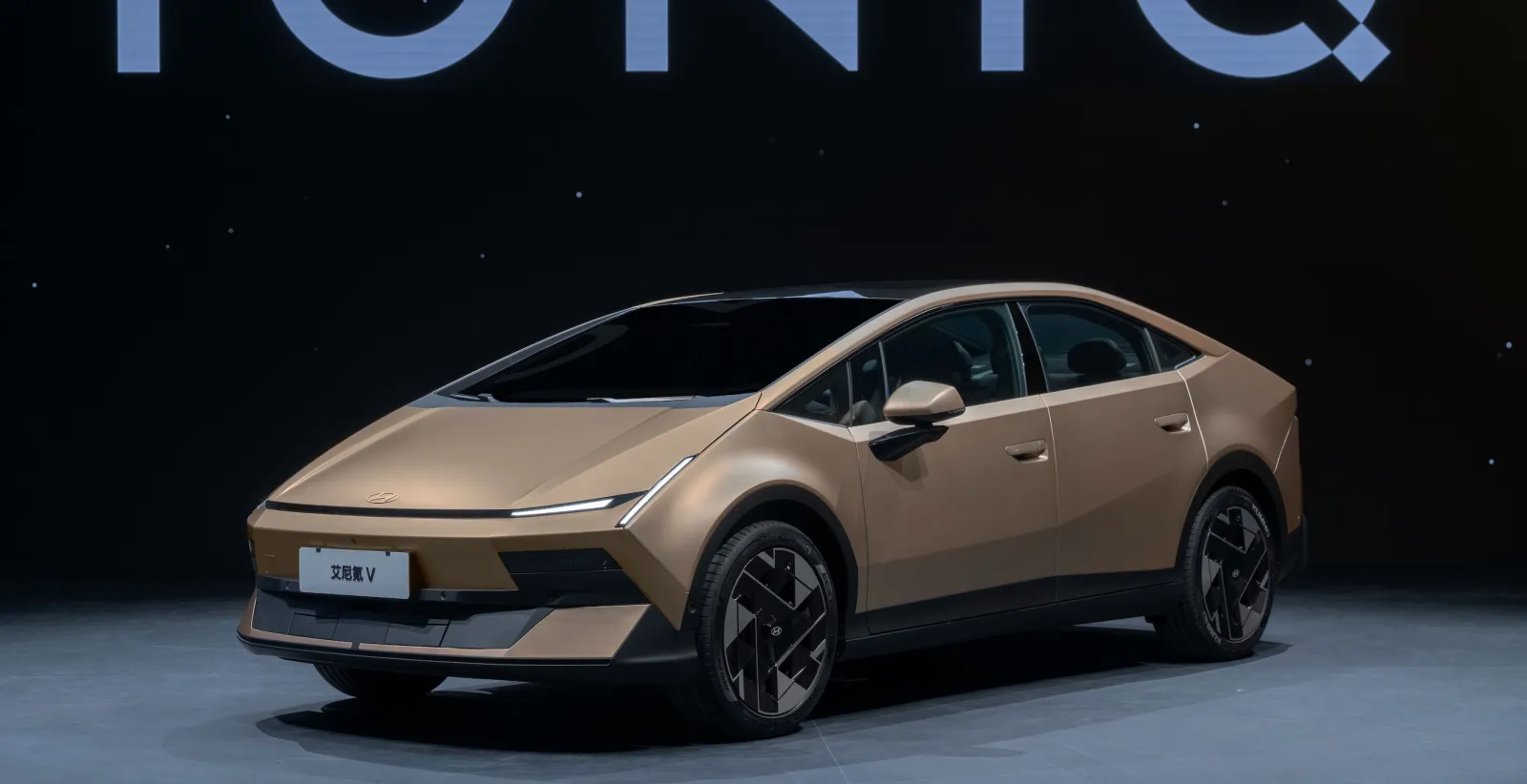 Hyundai Ioniq V Punya Dua Kartu As, Tesla Dan BYD Wajib Waspada