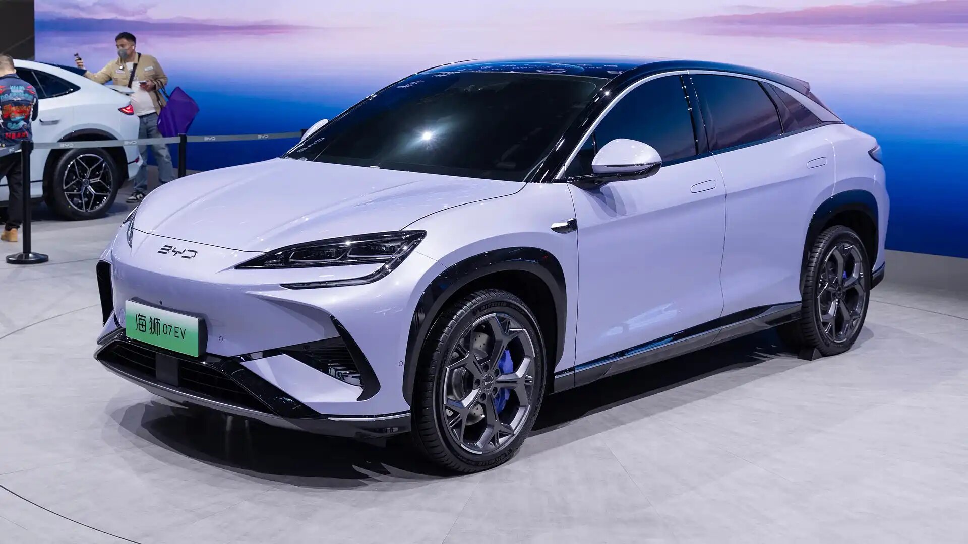 BYD Masih Jauh Di Depan, Rival Cina Makin Padat Mengejar Di April 2026