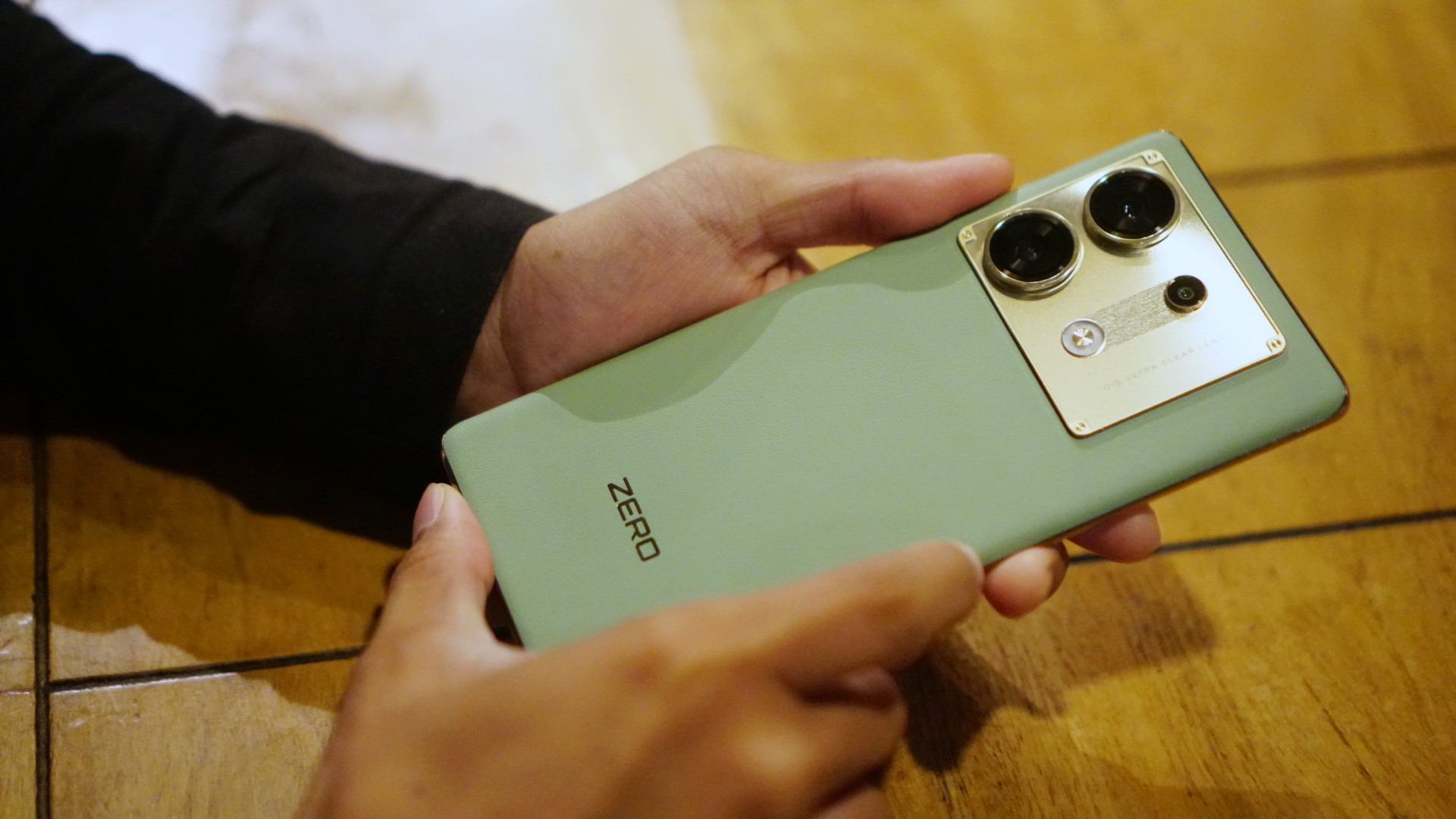 Infinix Zero 30 Terasa Mewah di Tangan, Kamera Tajam dan Kencang untuk Seharian