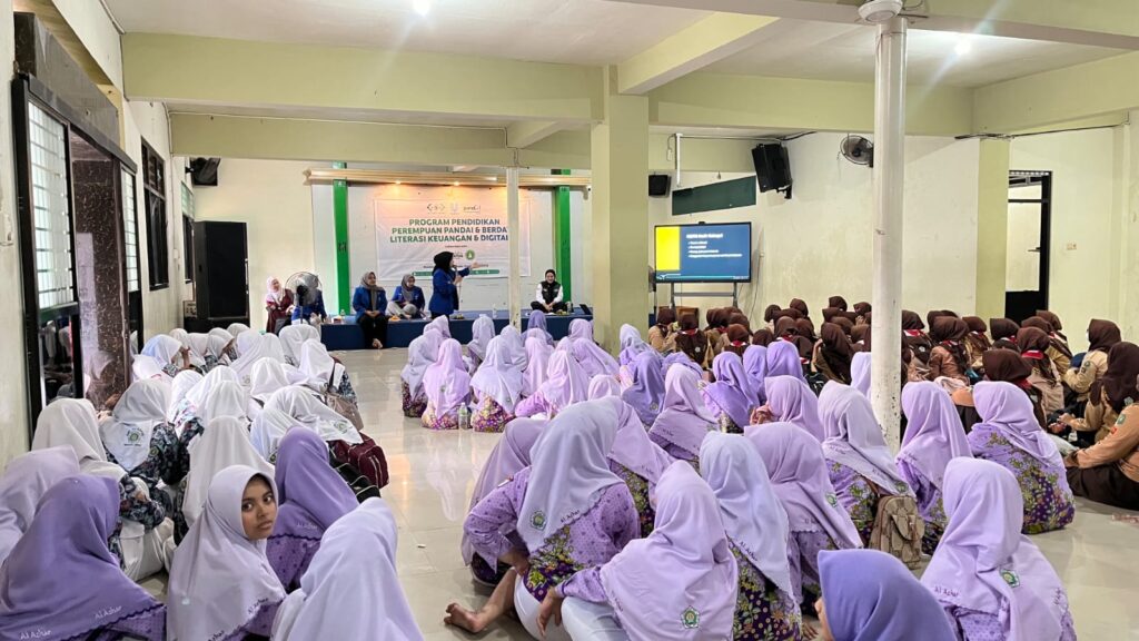 Santri Putri Gresik Didorong Melek AI, KOPRI Jatim Soroti Ruang Aman Di Pesantren