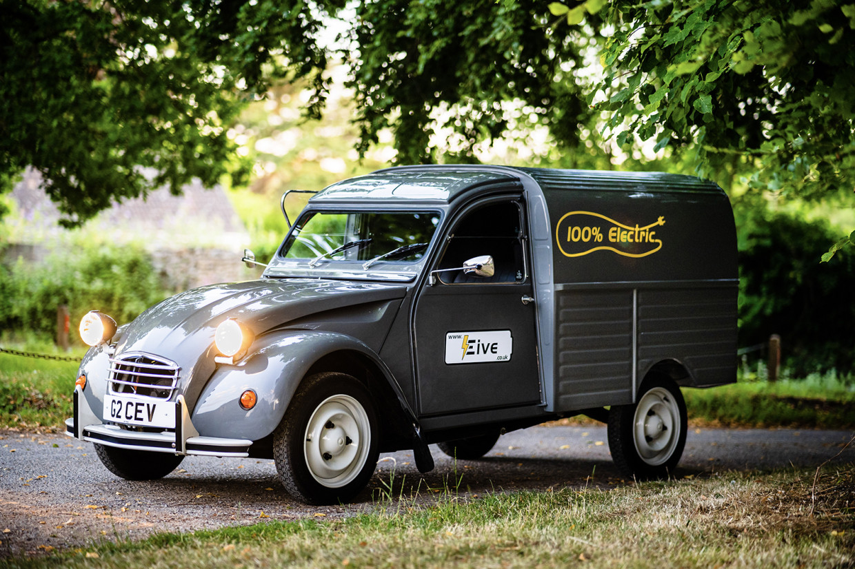 Citroen Hidupkan Lagi 2CV, Mobil Rakyat Legendaris Ini Bakal Jadi EV Murah di Eropa
