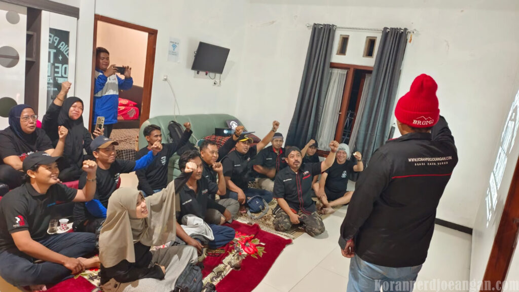 Rakerwil Media Perdjoeangan Jatim Di Bromo, Senyap Yang Menguatkan Soliditas FSPMI