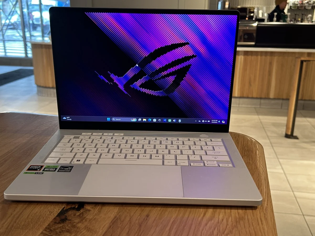 ASUS ROG Zephyrus G14 Makin Tipis, Laptop Gaming Premium Ini Dibekali AI Canggih Rp61 Jutaan