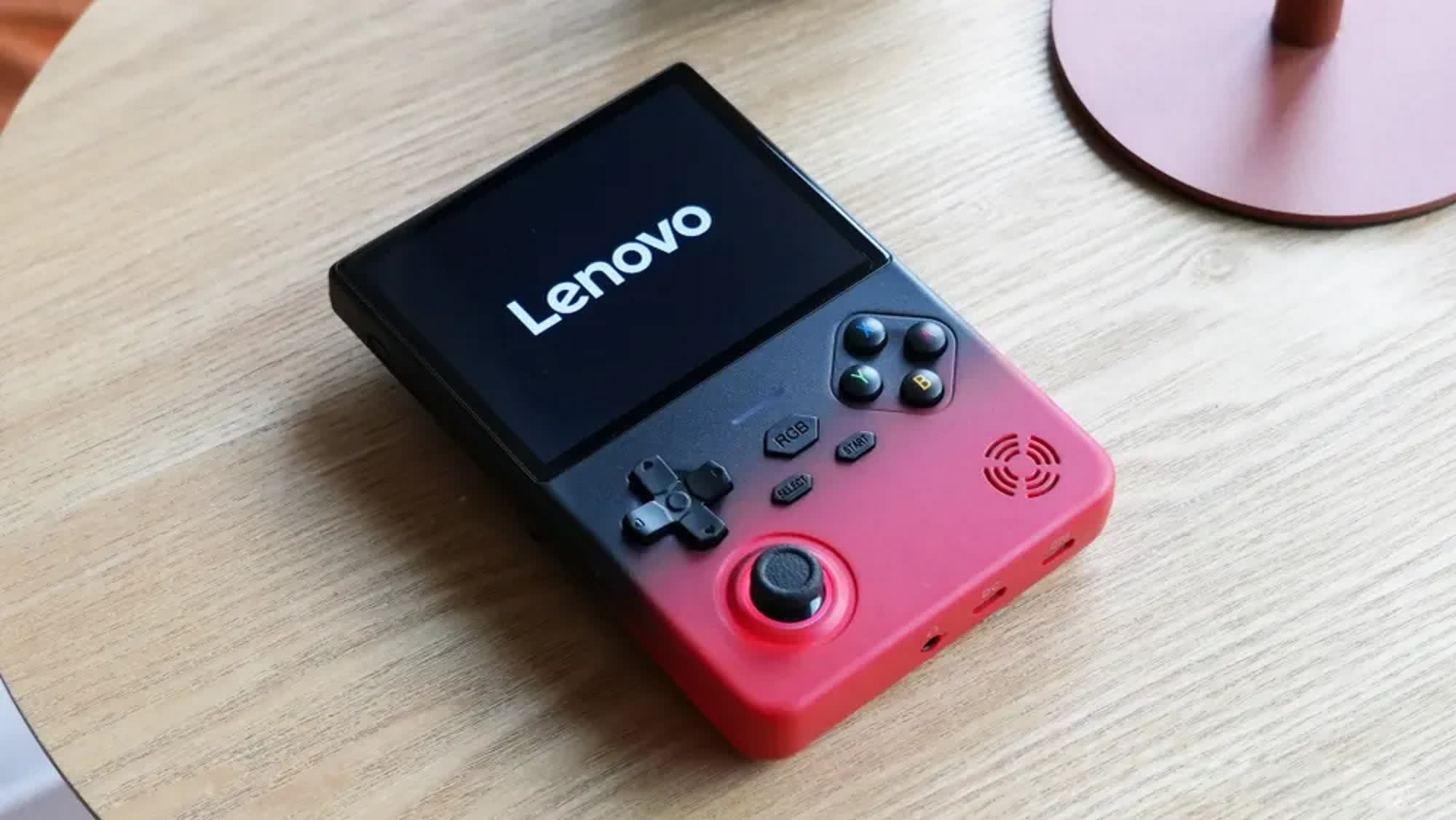 Lenovo G02 Resmi Tapi Janggal, Handheld Retro Murah Ini Disebut Penuh ROM Nintendo
