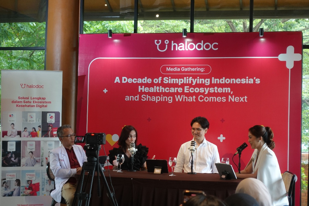 Gen Z Makin Sering Telekonsultasi Soal Kulit dan Mental Health, Ada Apa Di Baliknya?