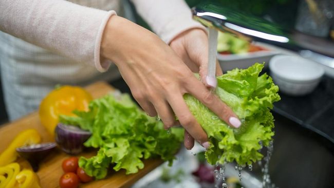 Jangan Cuci Sayur Setelah Dipotong, Nutrisi, Rasa, dan Teksturnya Bisa Ikut Hilang