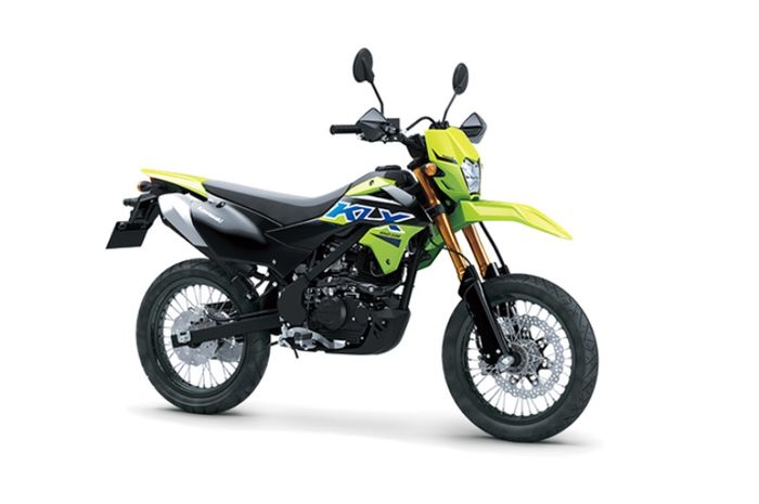 Kawasaki KLX150 SM 2026 Masih Menarik Di Tengah Skutik Premium, Harganya Bikin Melirik