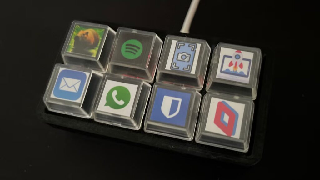 Lupakan Stream Deck Mahal, ESP32 Ini Ubah Meja Kerja Jadi Pusat Komando Pribadi