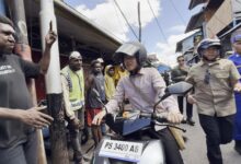 Gibran Naik Motor Listrik di Asmat, Pesan Elektrifikasi Tembus Medan Papua