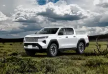 New Hilux Makin Tangguh dan Modern, Ground Clearance Naik ke 312 Mm