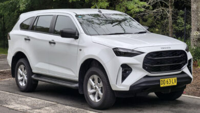 Isuzu 9-Seater 2026 Bikin Operator Travel Lebih Hemat, Satu Unit Bisa Dipakai Banyak Bisnis