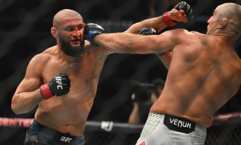 Chimaev Tak Mau Menunggu, Strickland Lagi-Lagi Didesak Terima Rematch UFC