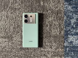 Infinix Zero 30 Tawarkan Desain Premium dan Kamera Kuat, Kelas Menengah Jadi Terasa Naik Level