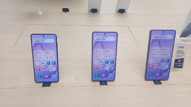 5 Fitur Samsung Flagship yang Masih Menahan Mid-Range di Belakang