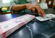 Rupiah Nyaris Tembus Rp18.000 Lagi, Tekanan Dolar AS dan Data Ekspor Kian Menyudutkan